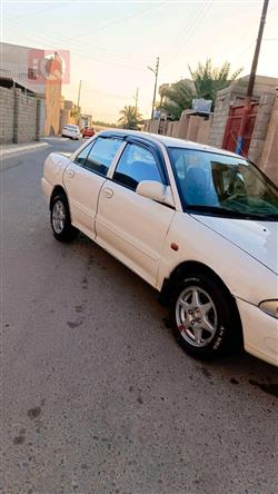 بروتون ويرا